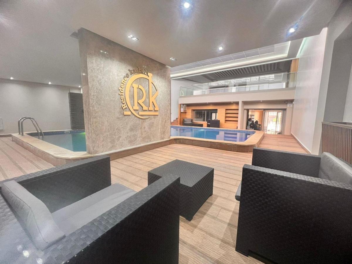 Apparemment De Prestige Gueliz Kasbel 212, 02 Chambres 马拉喀什 外观 照片